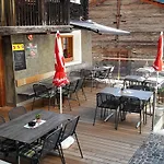 Hotel Hotel-restaurant Drei Tannen 2*