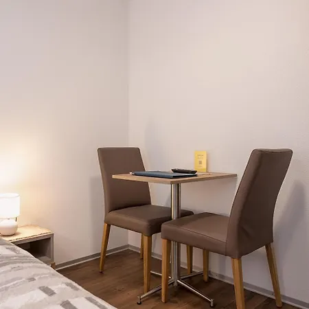 Hotel-restaurant Drei Tannen בלוולד