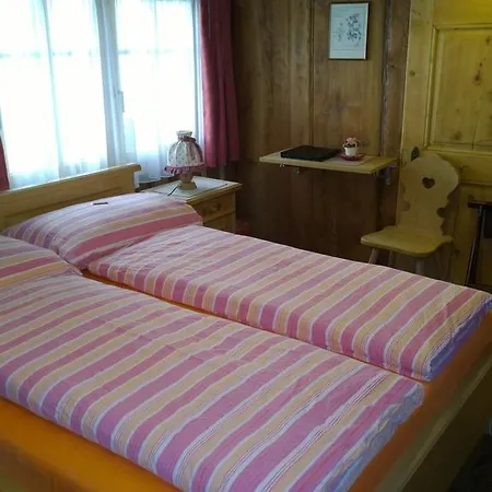מלון Hotel-restaurant Drei Tannen 2*