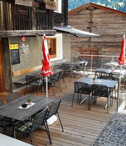 Otel Hotel-restaurant Drei Tannen 2*